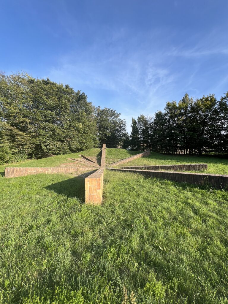 Památník prvního rozhlasového vysílání - Kbely