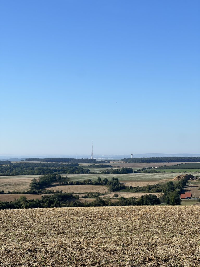 Výhled na polabskou nížinu