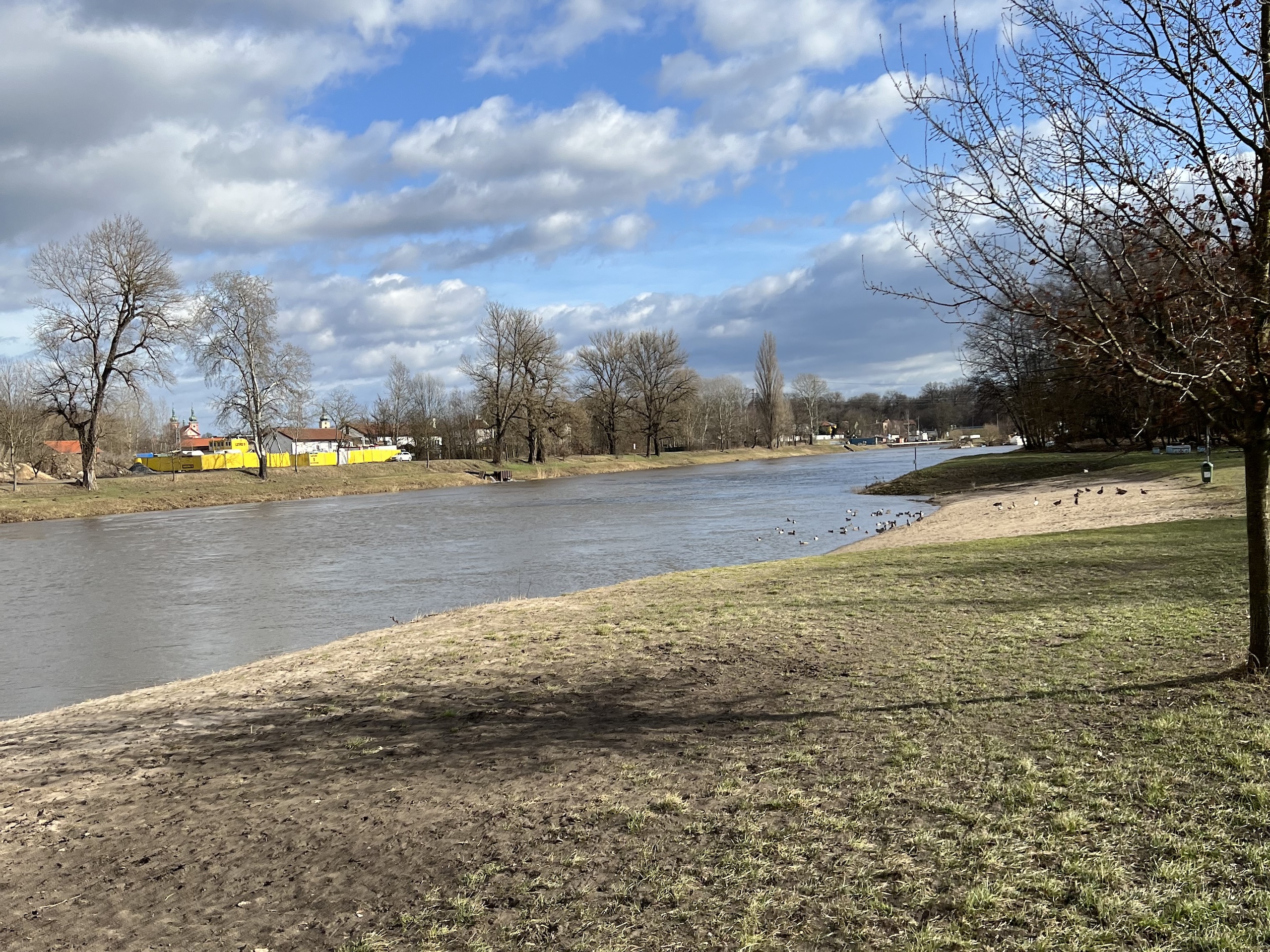 🚴 Labská cyklostezka: Z Brandýsa nad Labem do Kostelce nad Labem | Polabská cyklostezka v plné kráse