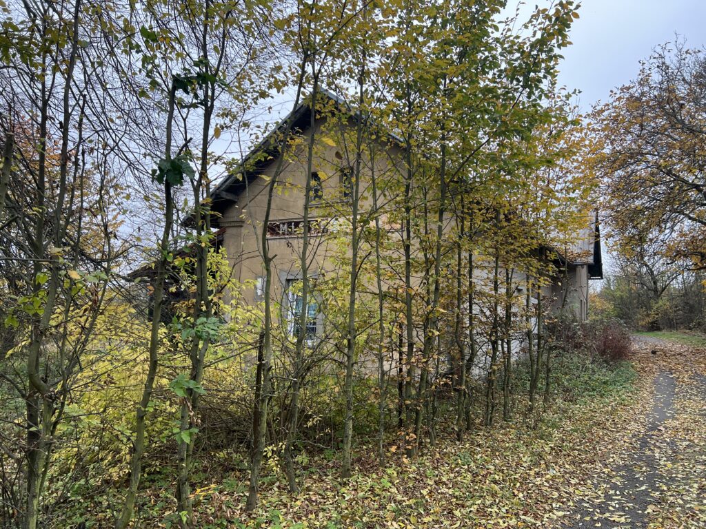 Bývalá nádražní budova Mistrovice_Cyklostezka Varhany