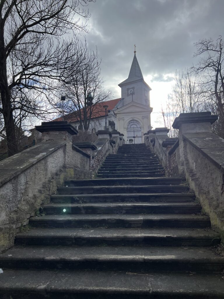 Kostel sv. Martina - Kostelec nad Labem