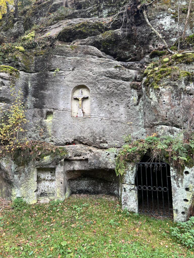 Kříž_Pozlacená podobizna Krista