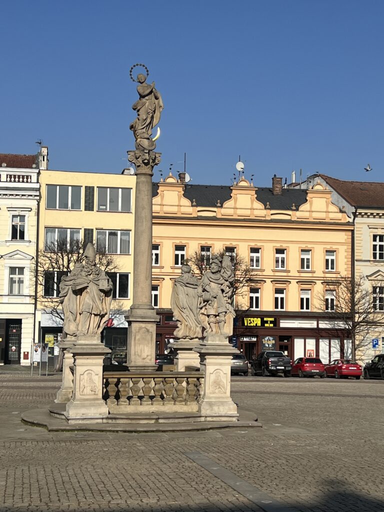 Mariánský sloup_Kolín_Labská stezka