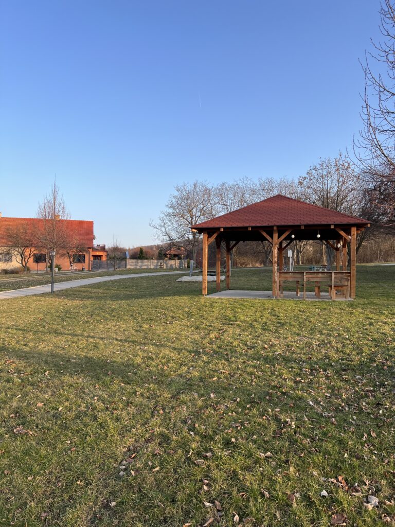 Odpočívka_Hořany