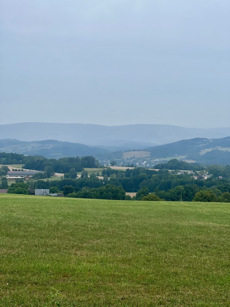 Výhled na Krkonoše