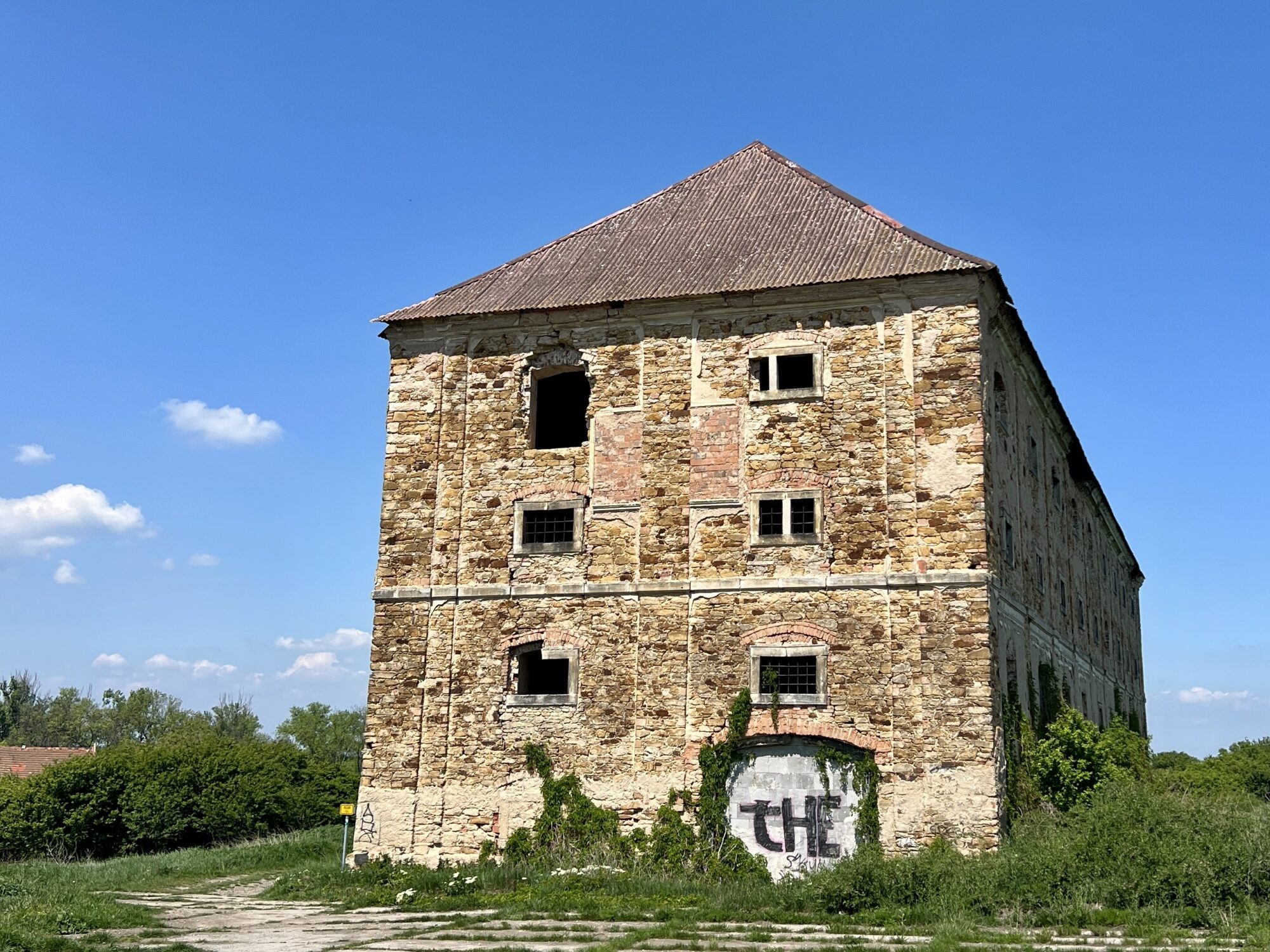 Barokní sýpka_Vykáň