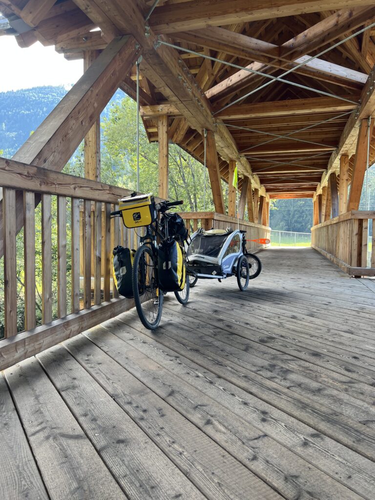 Dřevěný zastřešený most_Mühldorf