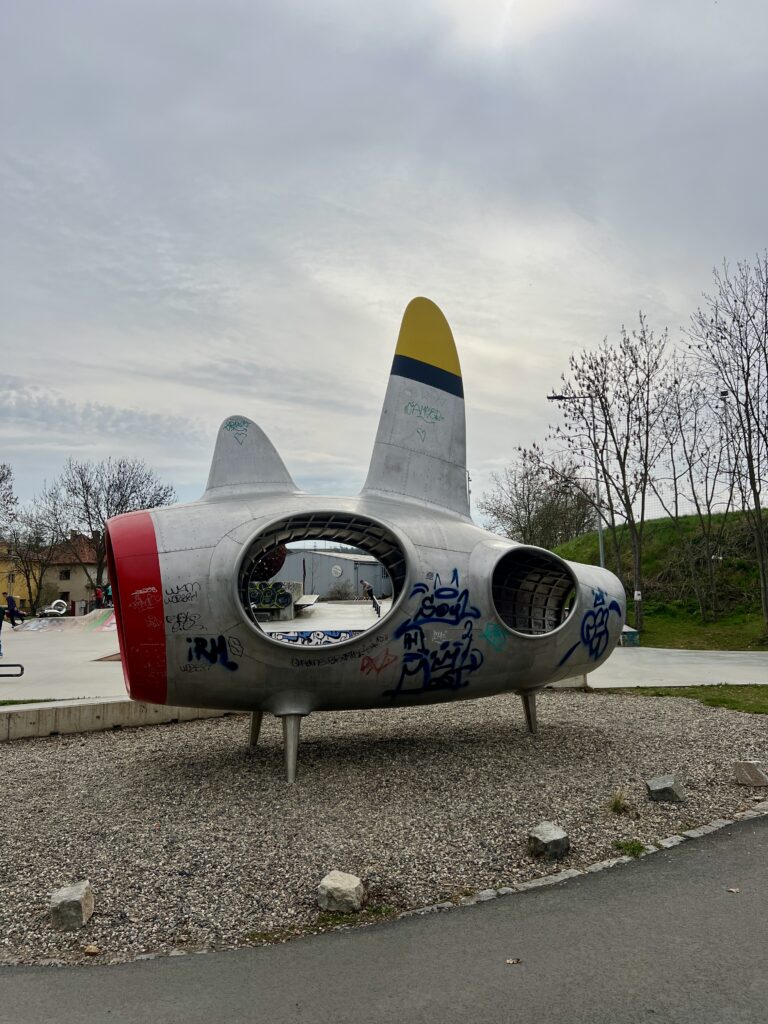 Instalace Thunderbolt_Praha Řeporyje