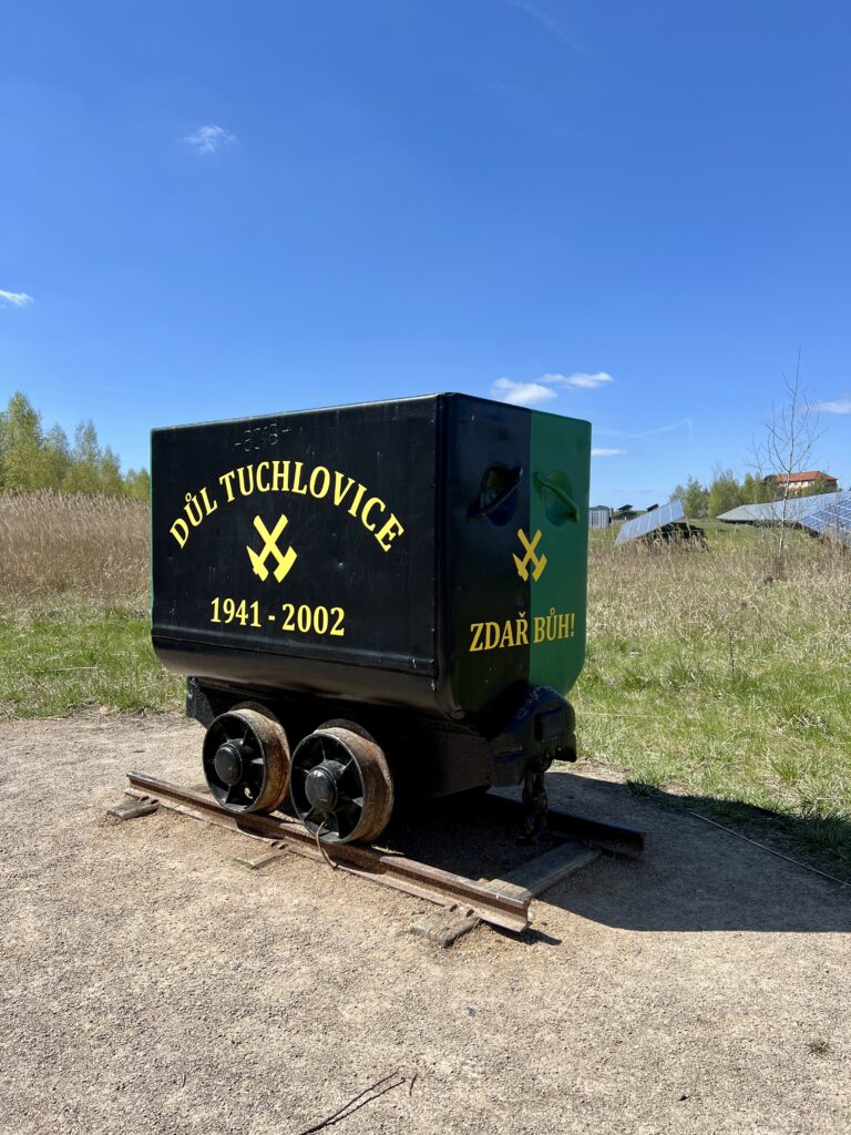 Památník_Důl Tuchlovice_Kamenné Žehrovice - Tuchlovice