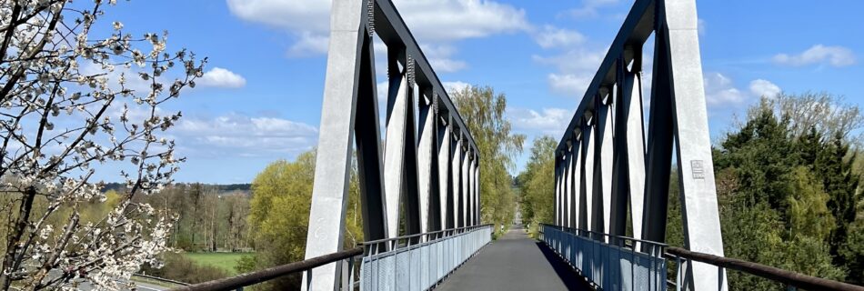 Viadukt na cyklostezce po bývalé železniční vlečce_Kamenné Žehrovice - Tuchlovice