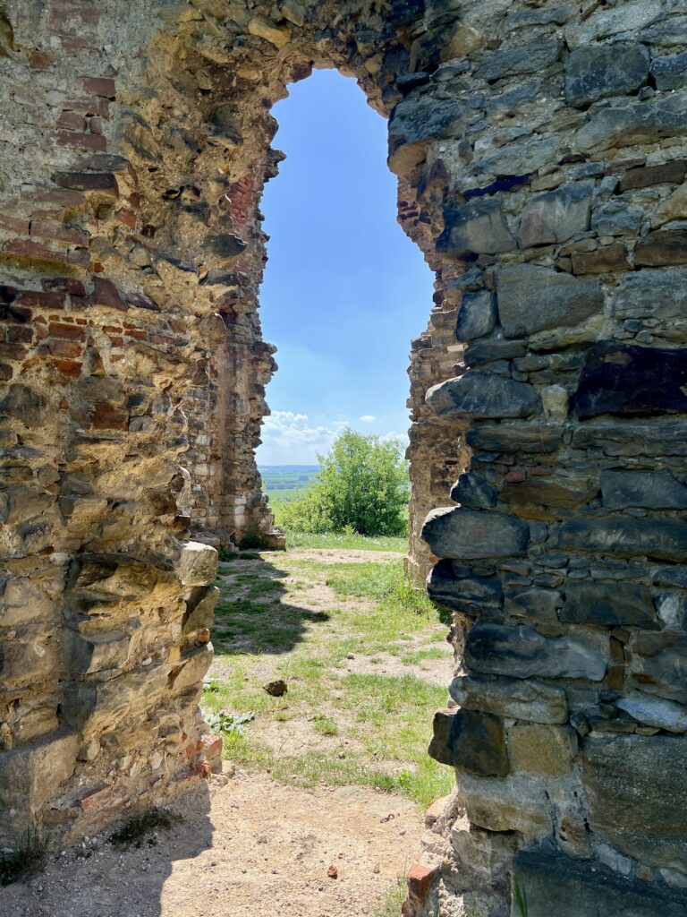 Zřícenina kaple Povýšení sv.Kříže_Bříství_2