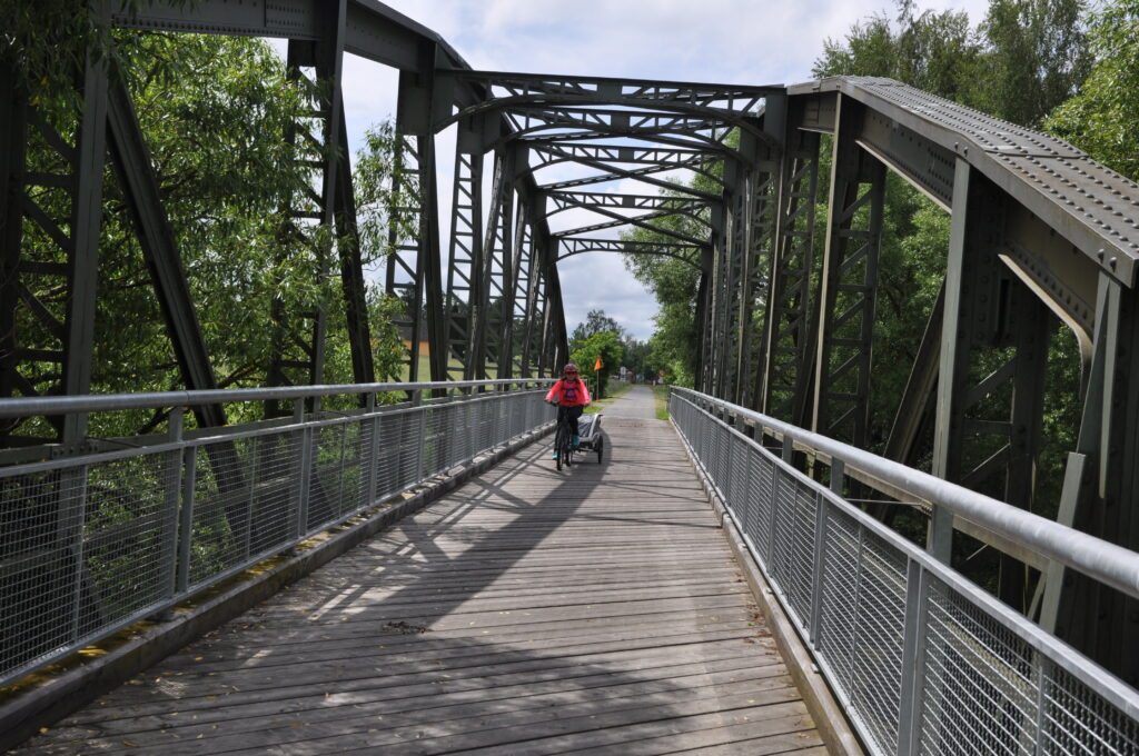 Bývalá železniční trať Slavonice-Waidhofen an der Thaya_Dnes cyklostezka