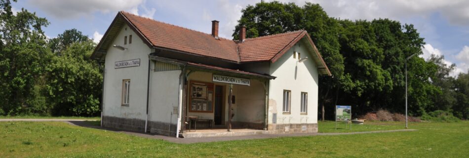 Bývalá železniční trať Slavonice-Waidhofen an der Thaya_Dnes cyklostezka