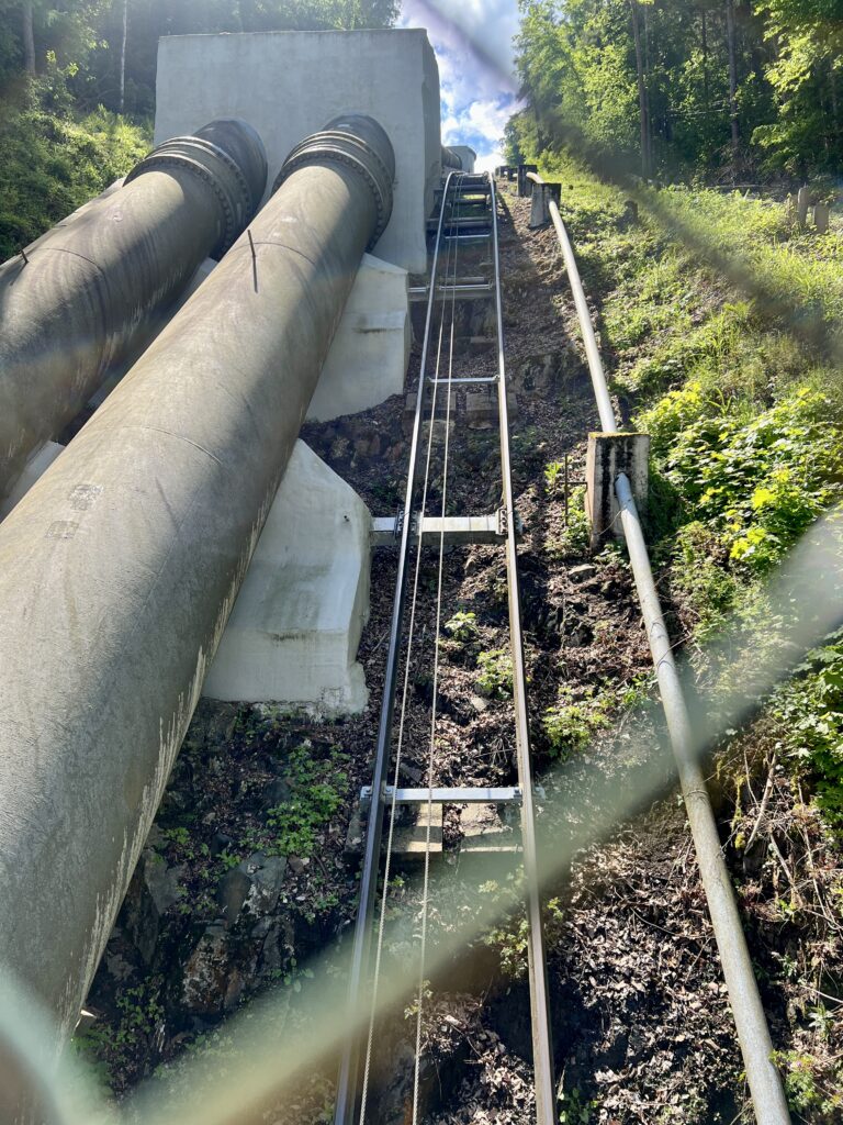 Trubky k přečerpávací hrázy_Svatojánské proudy