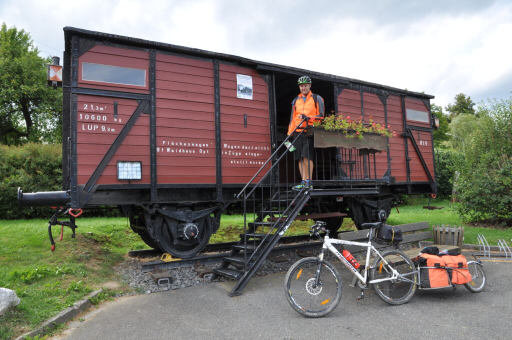 Vagon_Bockl-Radweg_železniční cyklostezka