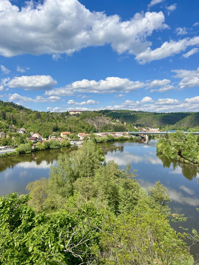 Výhled z Orlího hnízda_Soutouk Vltavy a Sázavy