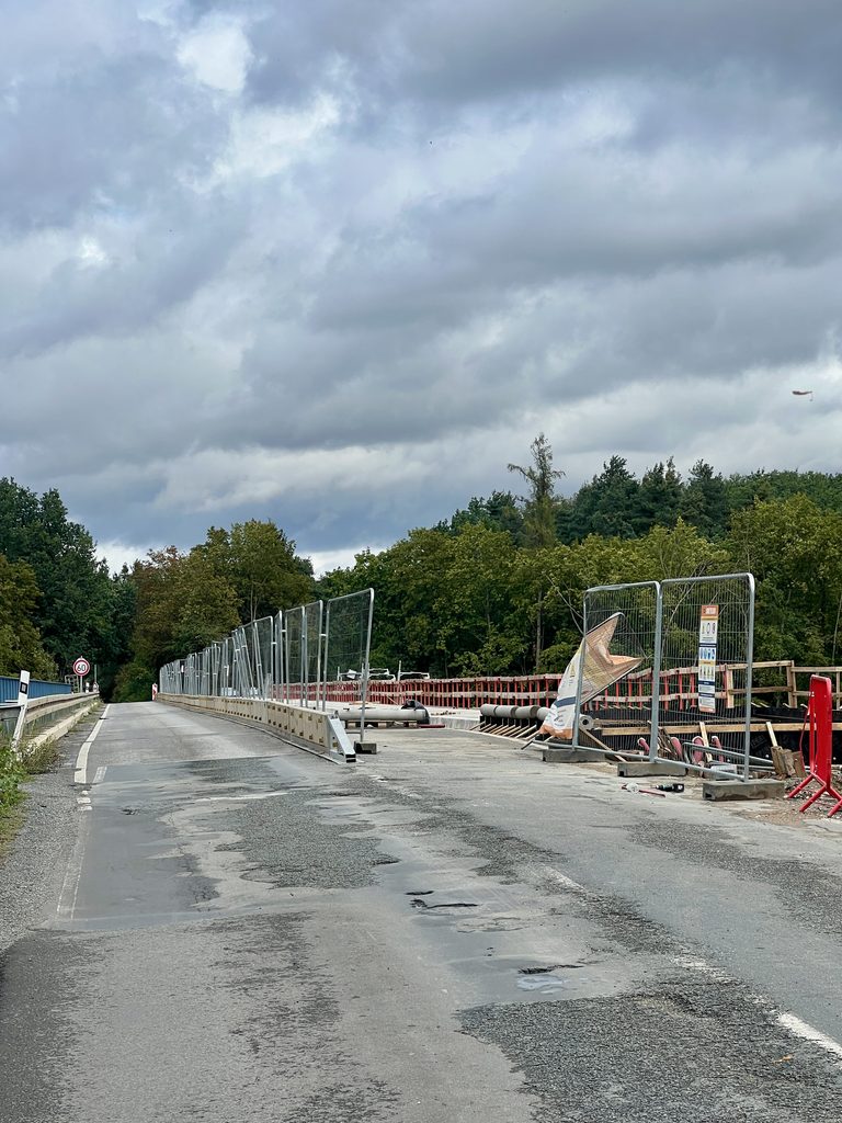 Most přes Labe v Kostelci nad Labem_Labská stezka