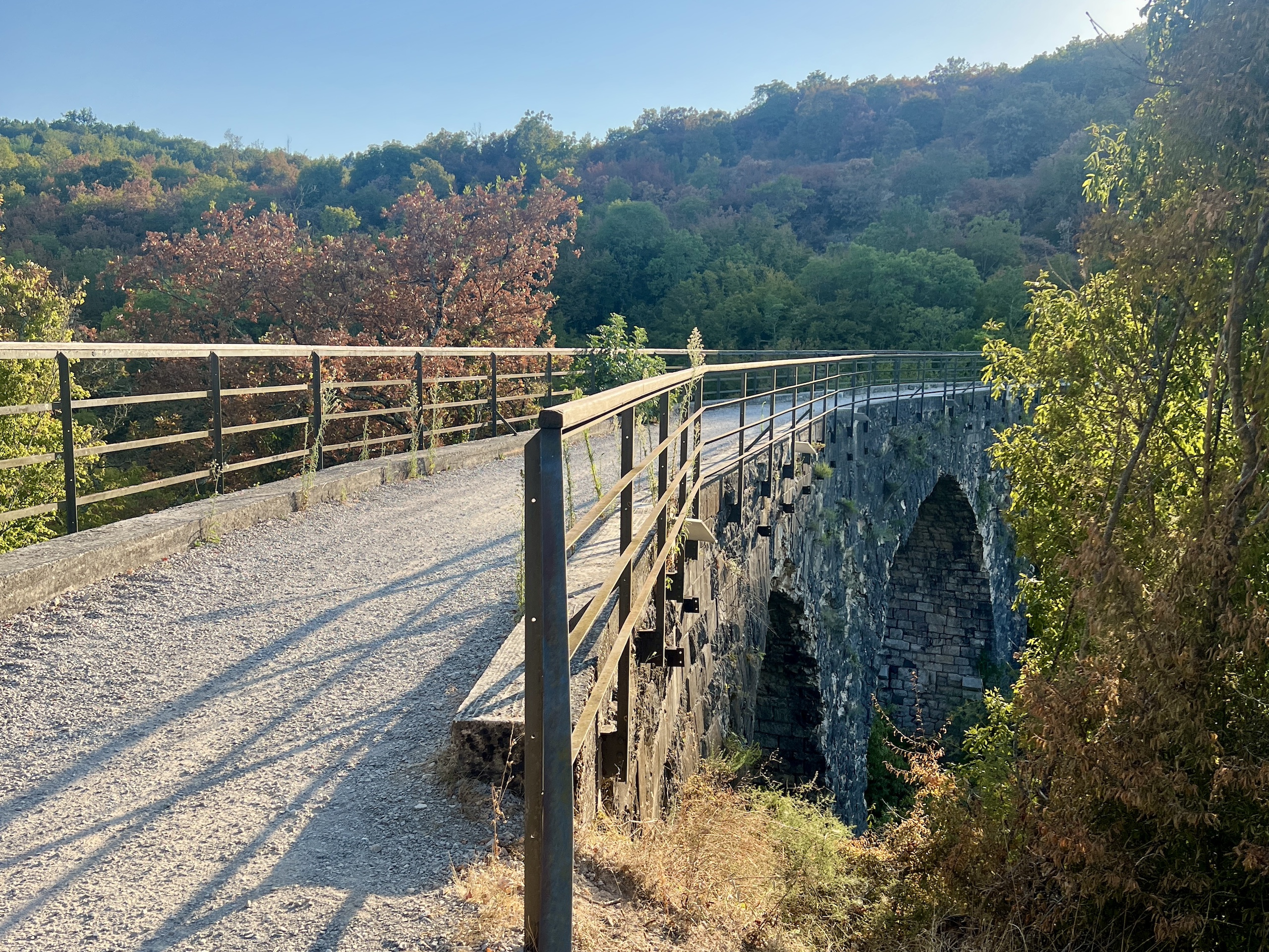 🚴 Parenzana: 120 kilometrů po bývalé úzkokolejce třemi státy – z Itálie přes Slovinsko až do Chorvatska 🇮🇹🇸🇮🇭🇷