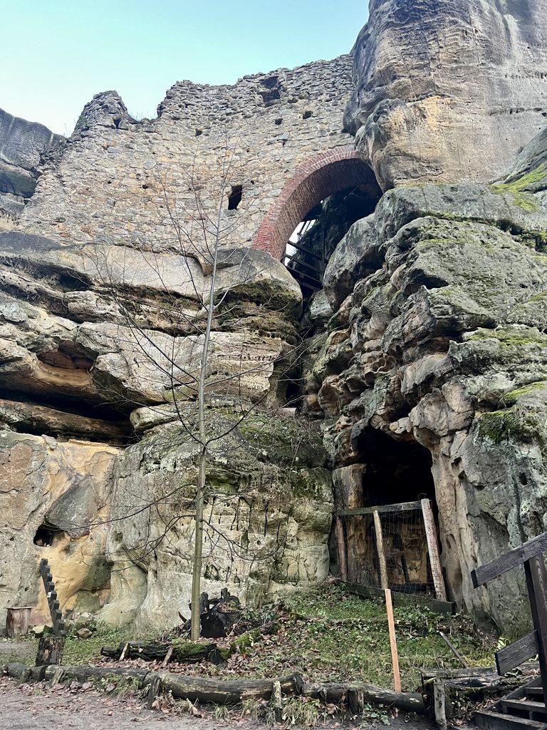 Zřícenina hradu Rotštejn1