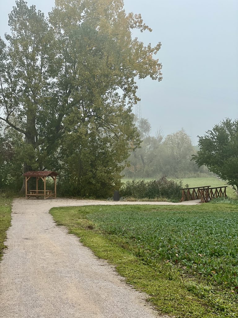 Cyklosteezka u Kostelce nad Labem_Cyklotrasa Mezi řekami